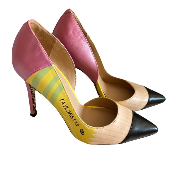 Taylor Says Size 7M. BNWB. - Picture 2 of 4